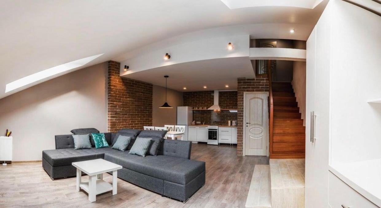 Apartment Ploscha Rynok 利沃夫 外观 照片
