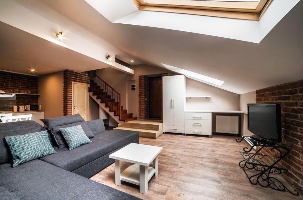 Apartment Ploscha Rynok 利沃夫 外观 照片