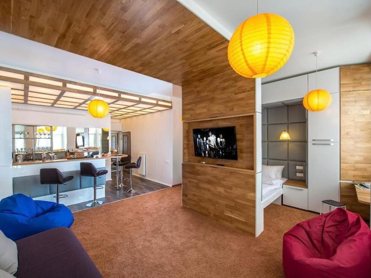 Apartment Ploscha Rynok 利沃夫 外观 照片