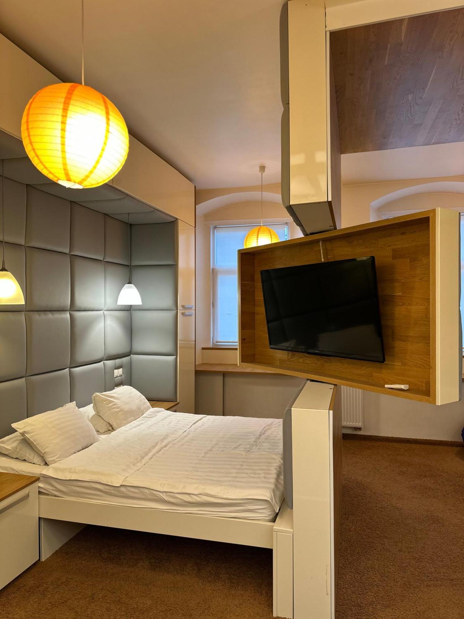 Apartment Ploscha Rynok 利沃夫 外观 照片